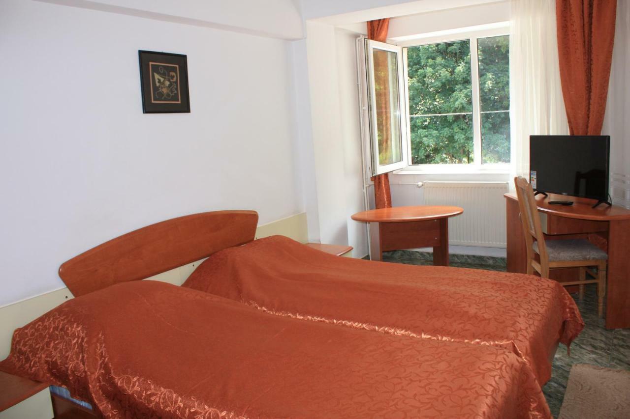 Vila Mihail Buşteni Exterior foto